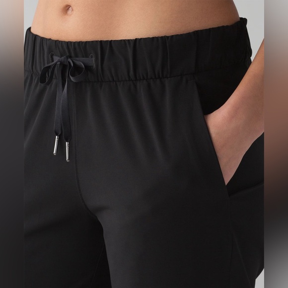 Lululemon On the Fly pants black size 2 - Picture 3 of 9